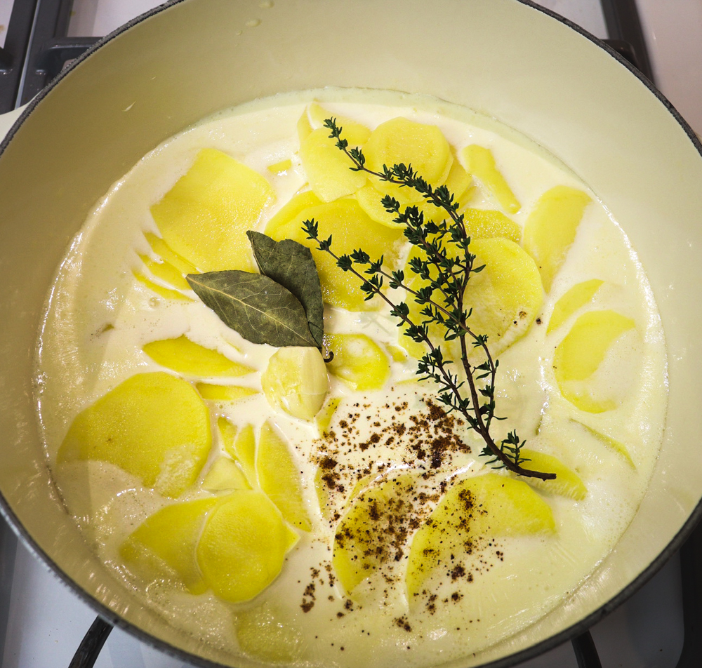 Ingredients for potatoes dauphinoise