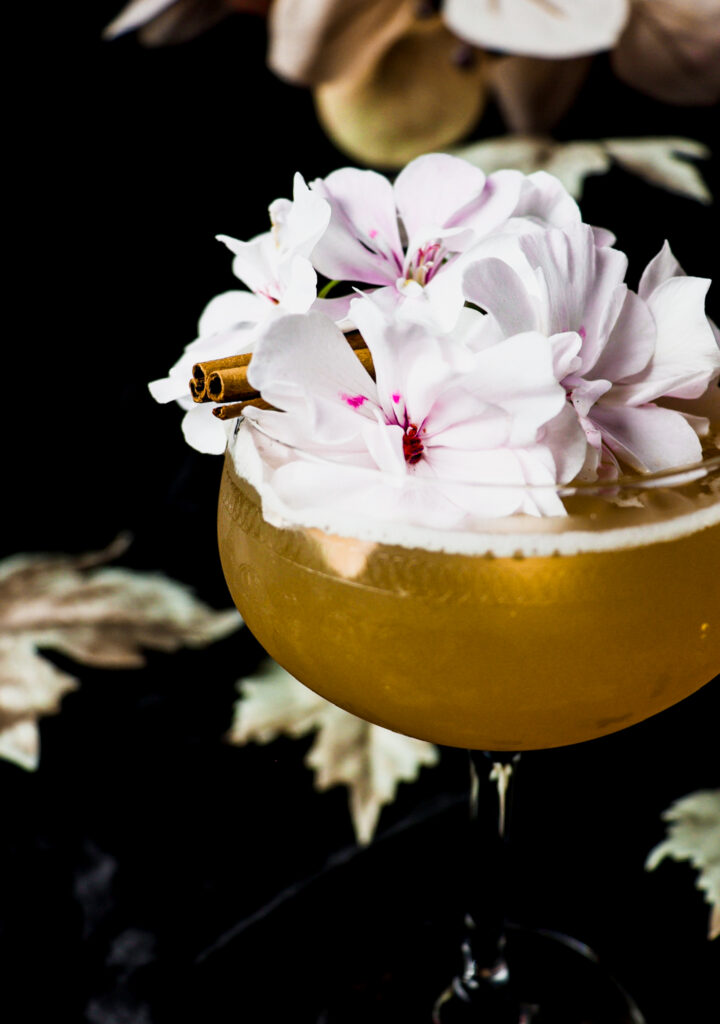 spiced apricot cocktail