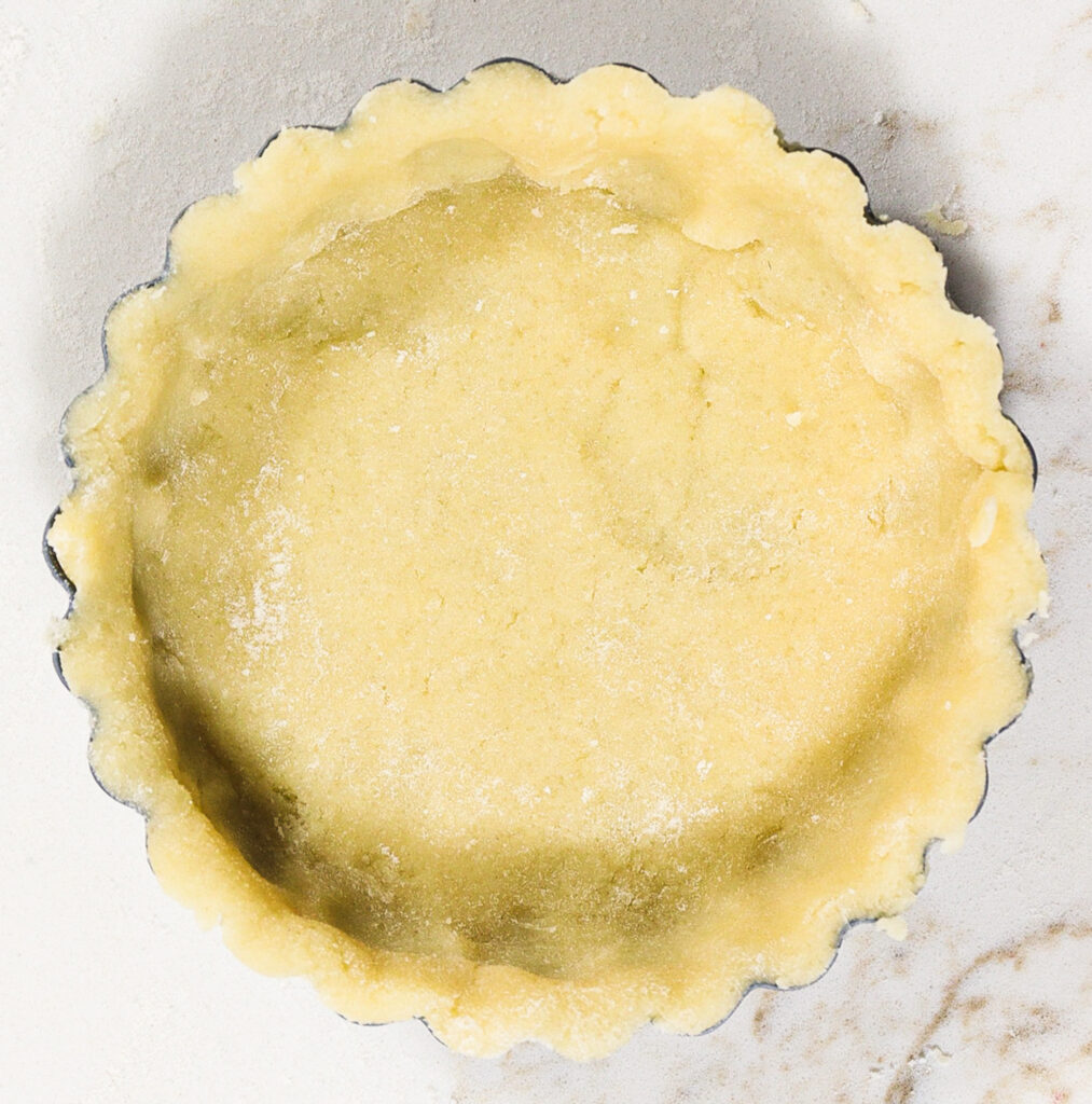 blackberry earl grey tarts