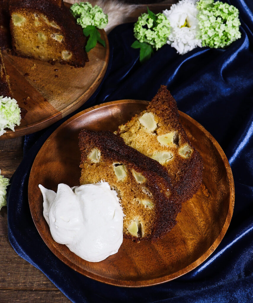 apple honey cake, mead cake, old norse recipes