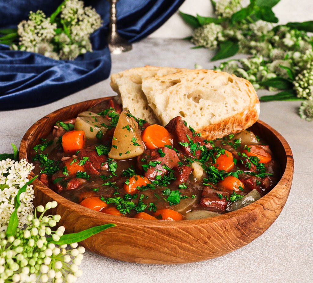 spiced lamb stew, medieval stew recipes, medieval cooking recipes
