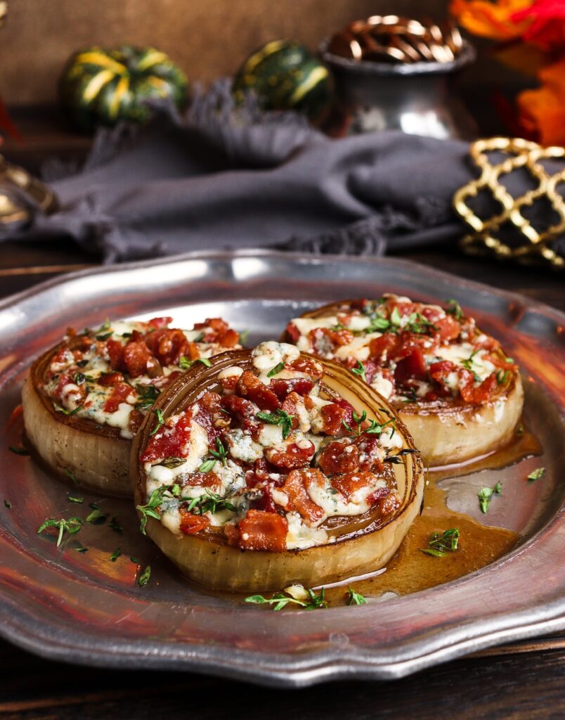 whisky glazed onions with bacon and blue cheese, lord of the rings recipes