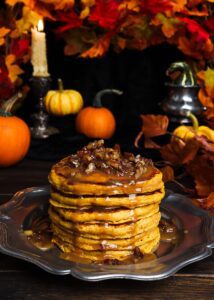 pumpkin praline pancakes, pumpkin pancakes with caramel pecan sauce, sleepy hollow recipes