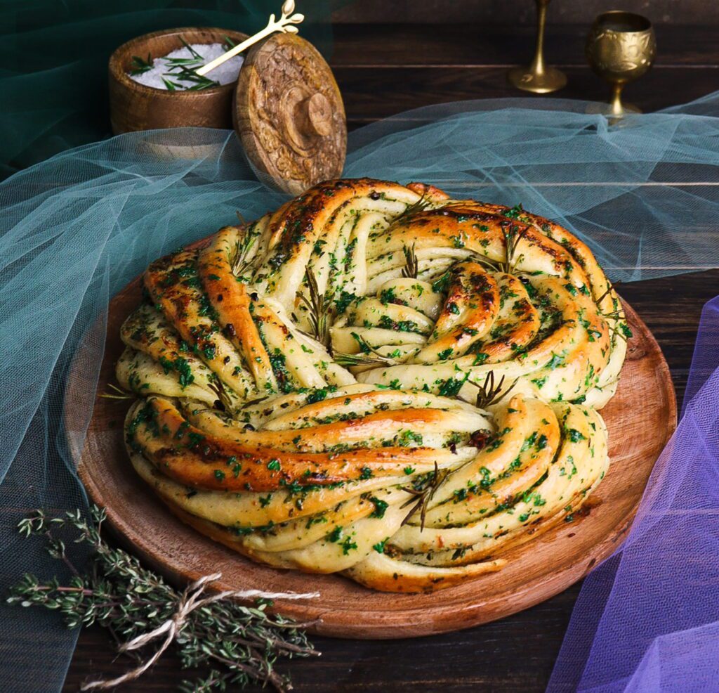 juniper rosemary twist bread, fantasy inspired recipes, world of warcraft food recipes