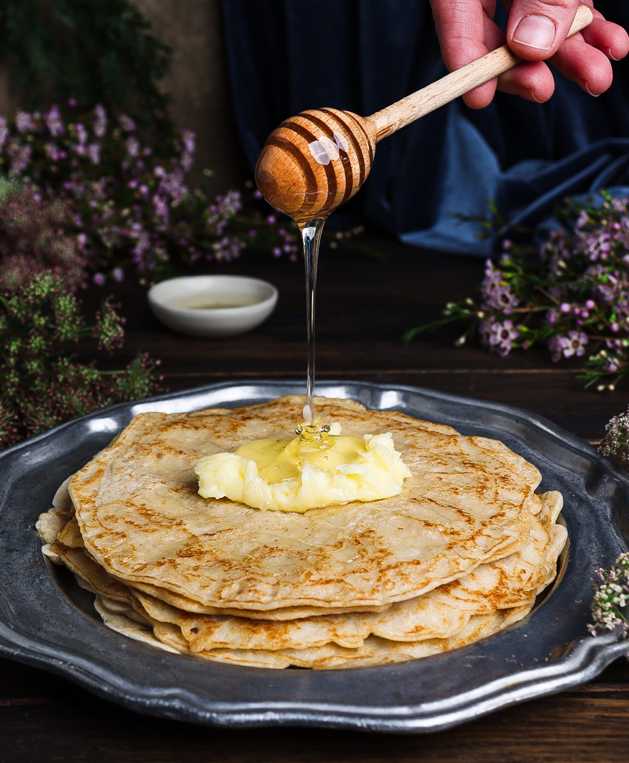 yorkshire oatcakes, havercakes, oatcakes with honey, literary recipes, book club recipes