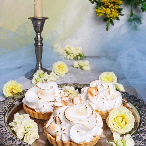 lemon elderflower meringue tarts, lemon elderflower curd, princess bride recipes